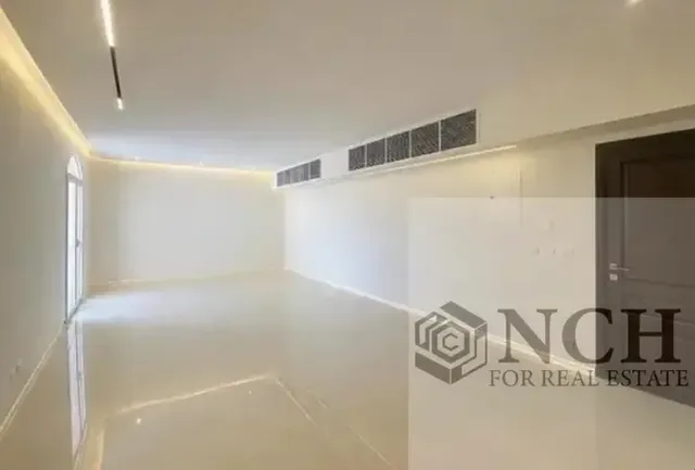 **For Rent | First-Use Apartment in Hyde Park – — 1
