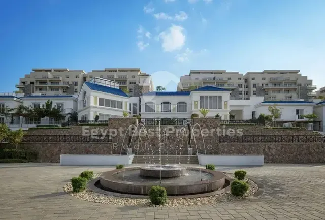 IVILLA FOR SALE WITH PRIVATE ROOF OVER 10 Y — 1