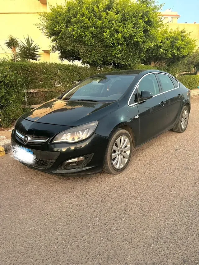 اوبل استرا ٢٠١٦ — 1