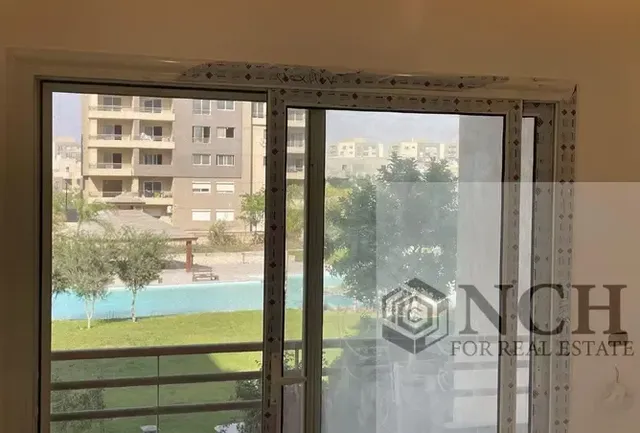 **For Rent | Spacious Apartment in The Square – — 1