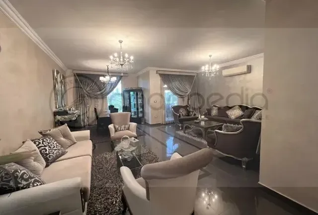 Super Lux Apartment 210m South Academy — 1